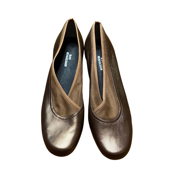 Ros Hommerson Shoes - Ros Hommerson Bronze Leather Comfort Flats – Size 9M